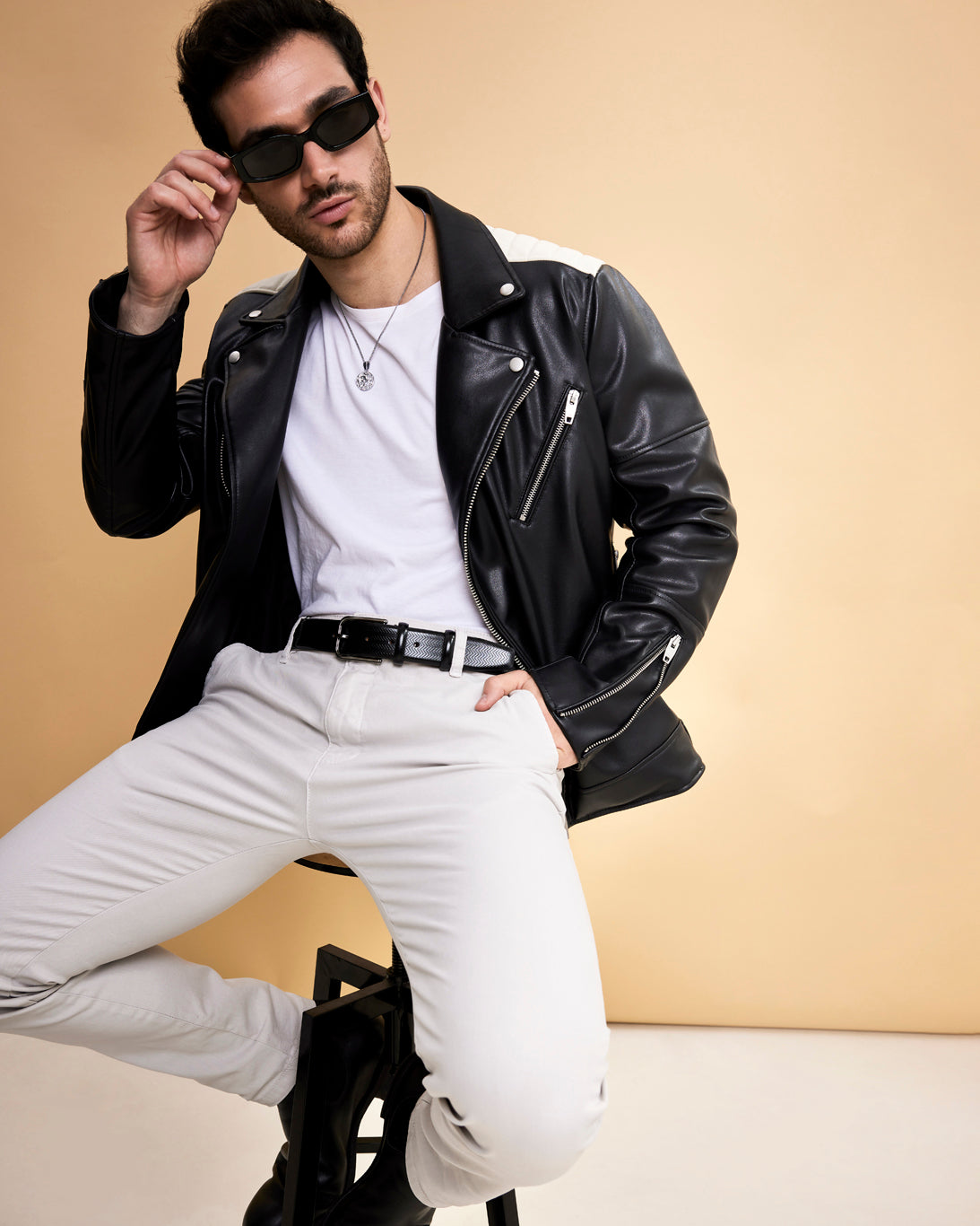 Sleek Chevron Design Belt 35mm